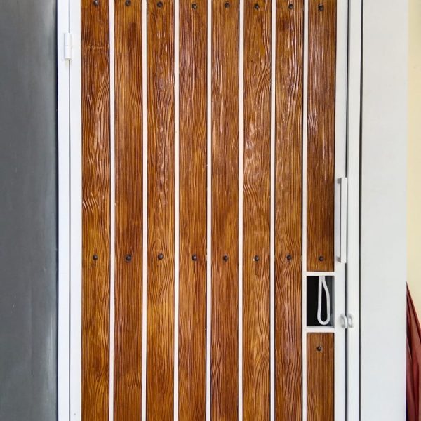 pintu samping minimalis jogja